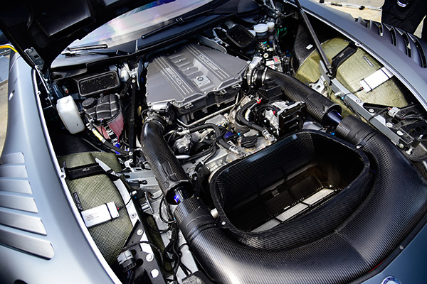 AMG GT3使用的6.2L V8自然吸气发动机