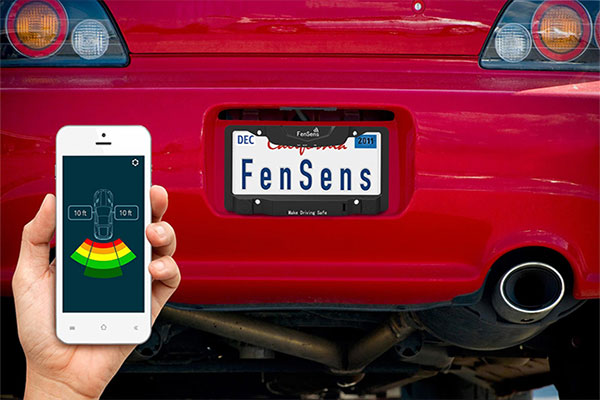 FenSens发布可以辅助倒车的车牌架